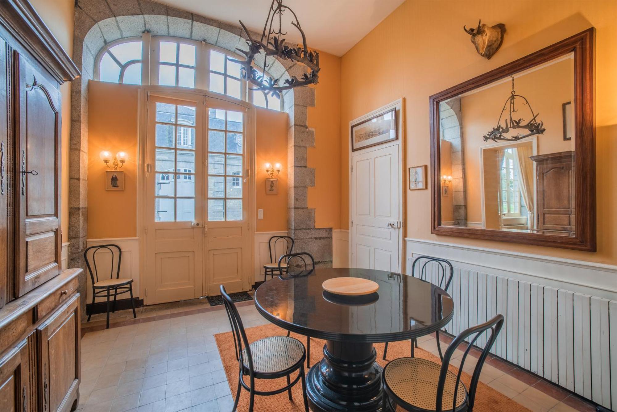 Holiday Home Chateau De Bouceel Mont Saint Michel Vergoncey Oda fotoğraf
